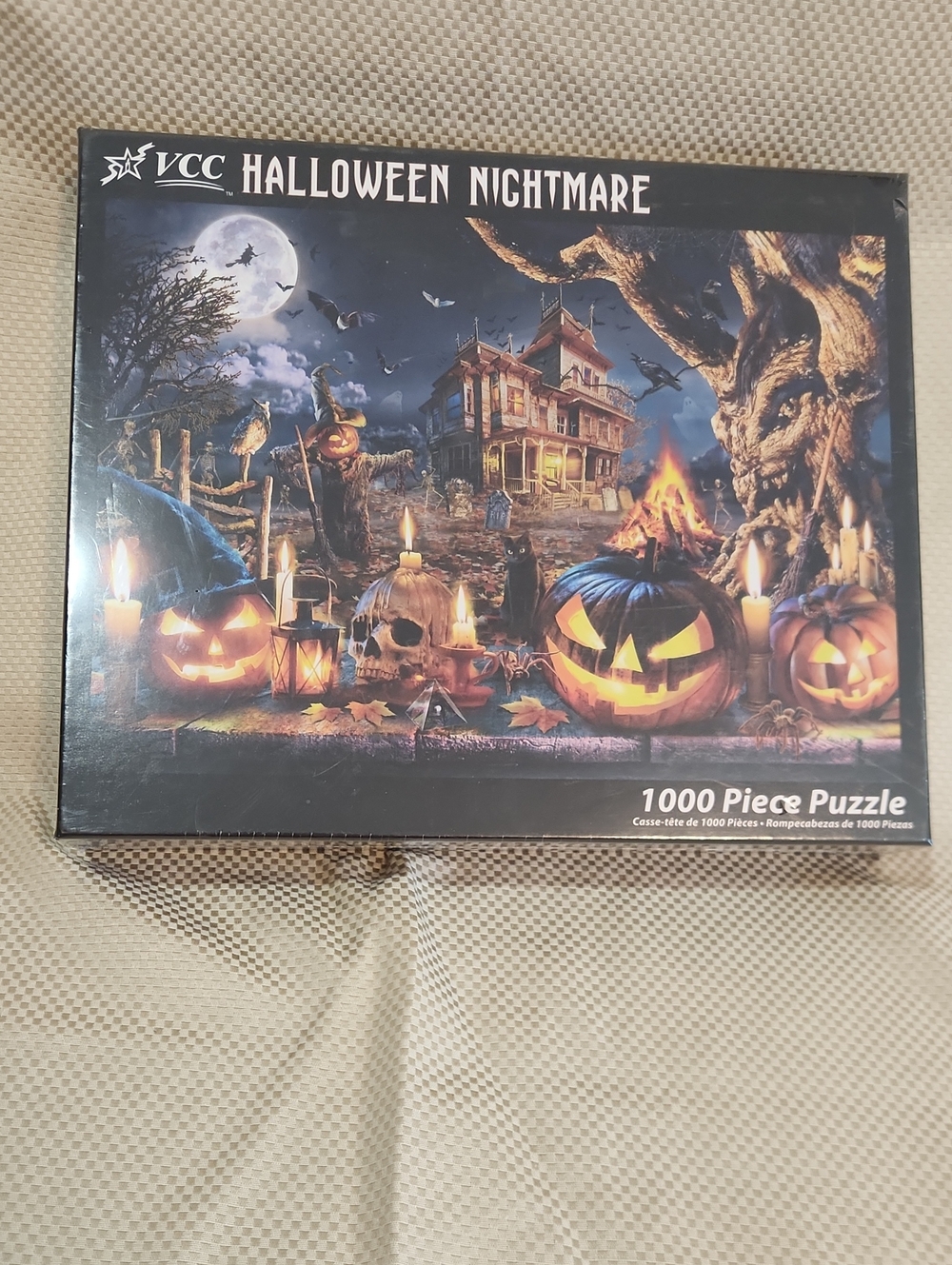 Halloween Nightmare 1000-Piece Puzzle - Black, Orange, Yellow, Blue